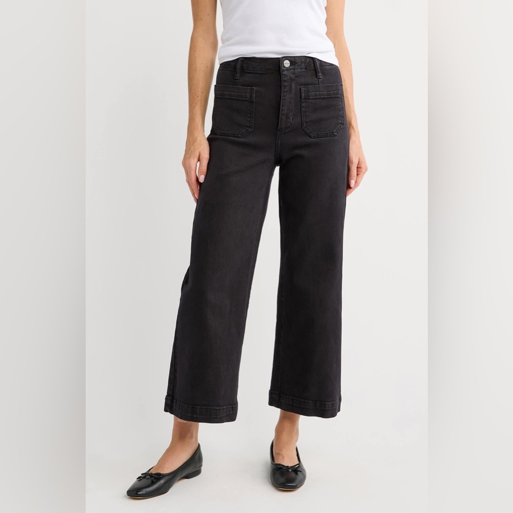 Social Threads Risen Amelia Cropped Patch Pocket Black Jean | Size 28